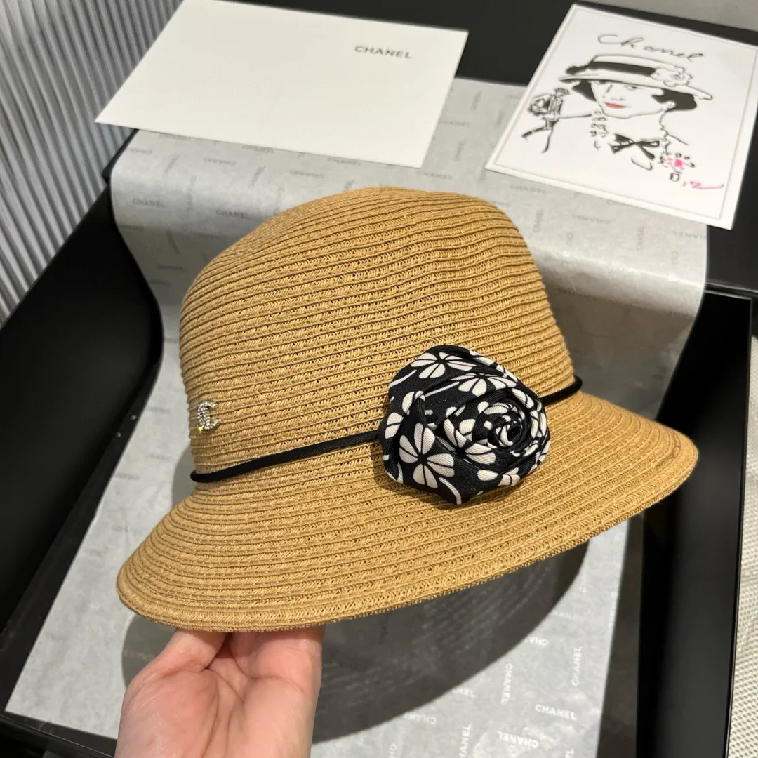 💰150¥ Chanel new top hat, original small basin hat, straw hat, head circumference 57cm