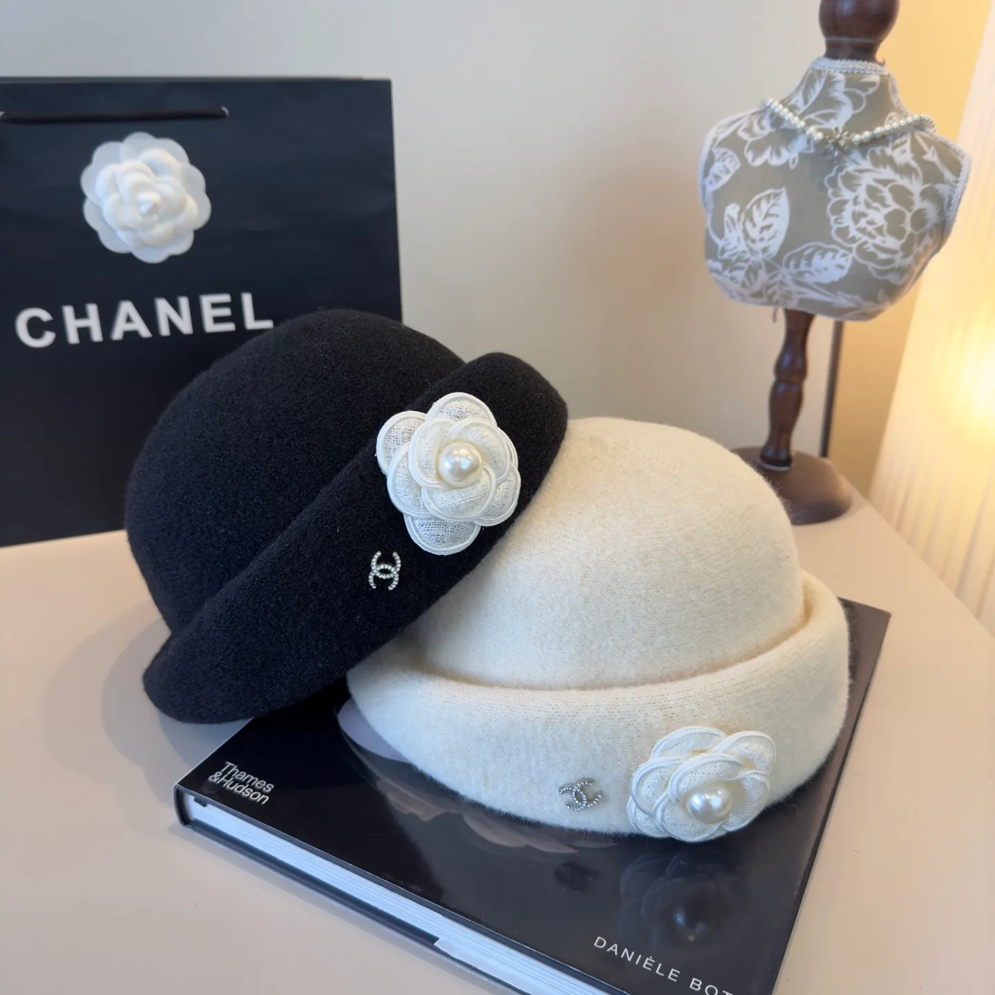 💰120¥ Chanel's new wool curled basin hat, irregular cut design, head circumference 57cm