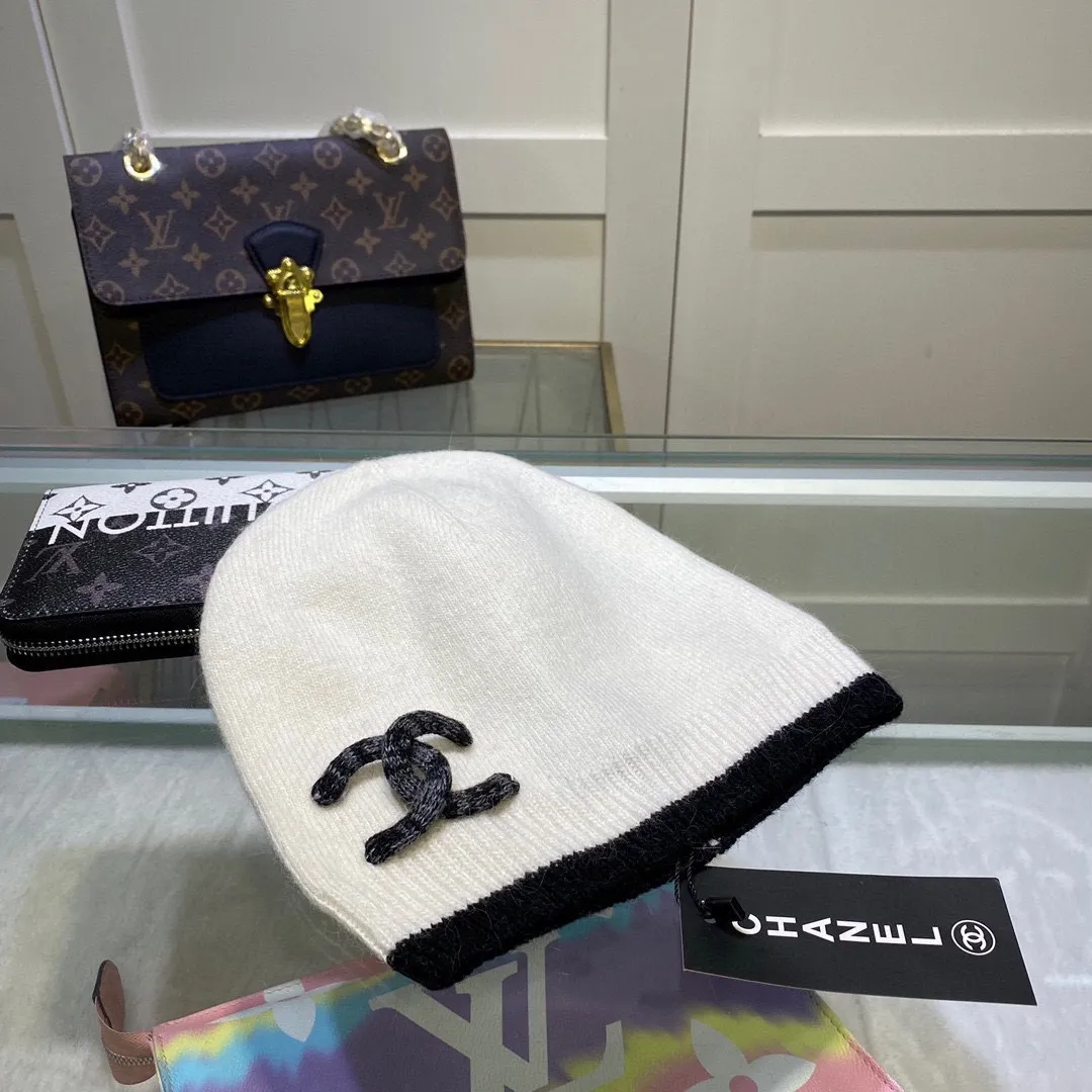 P60 comes with dust bag🌺【CHANEL】Official website classic style, 70% wool, 30% rabbit fur knitted hat! Xiaohongshu, recommended by major internet celebrities! Thicker and warmer, fashionable and popular🌸First-class texture, the best brand for keeping warm in autumn and winter, order now, limited quantity available