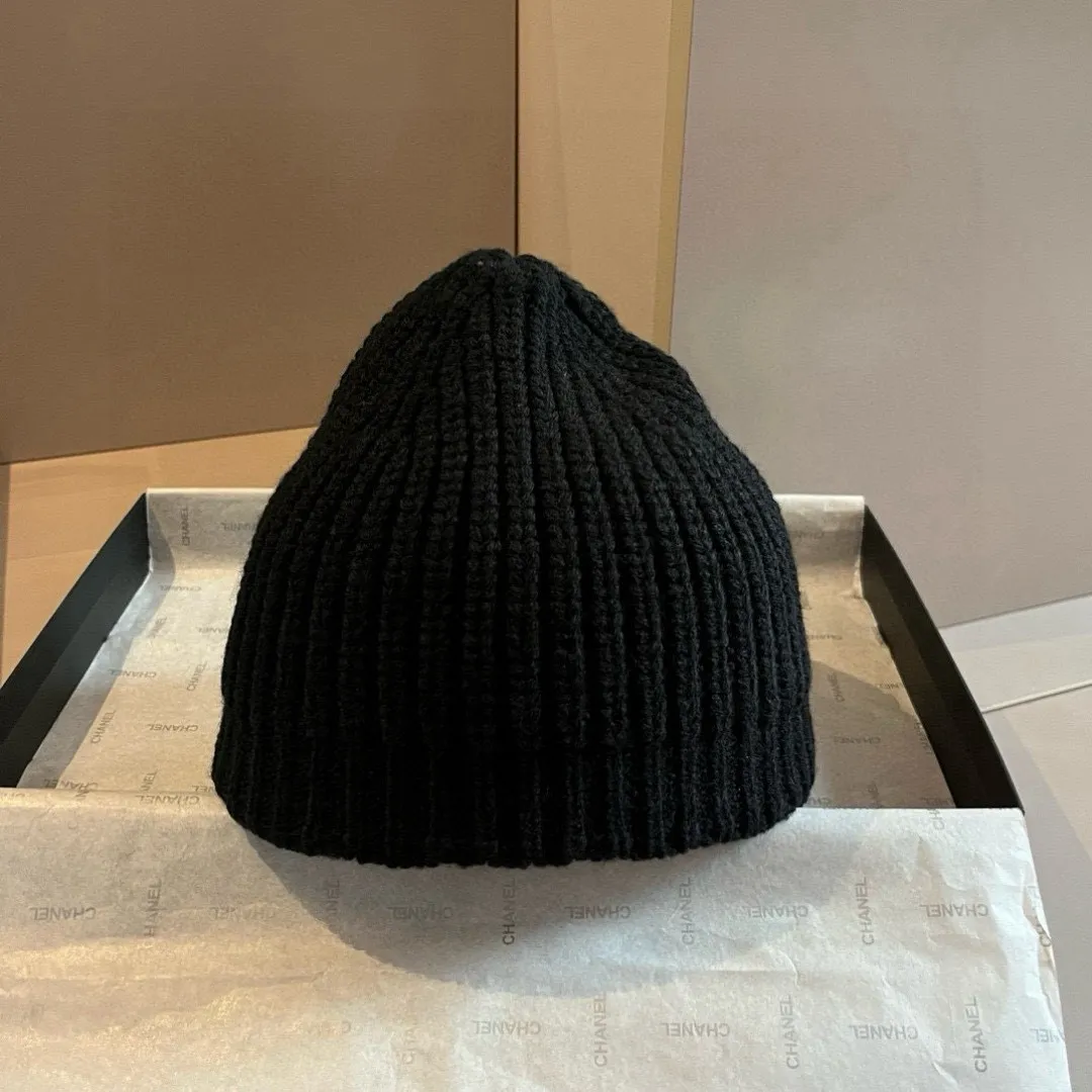 💰70¥ Chanel knitted beanie