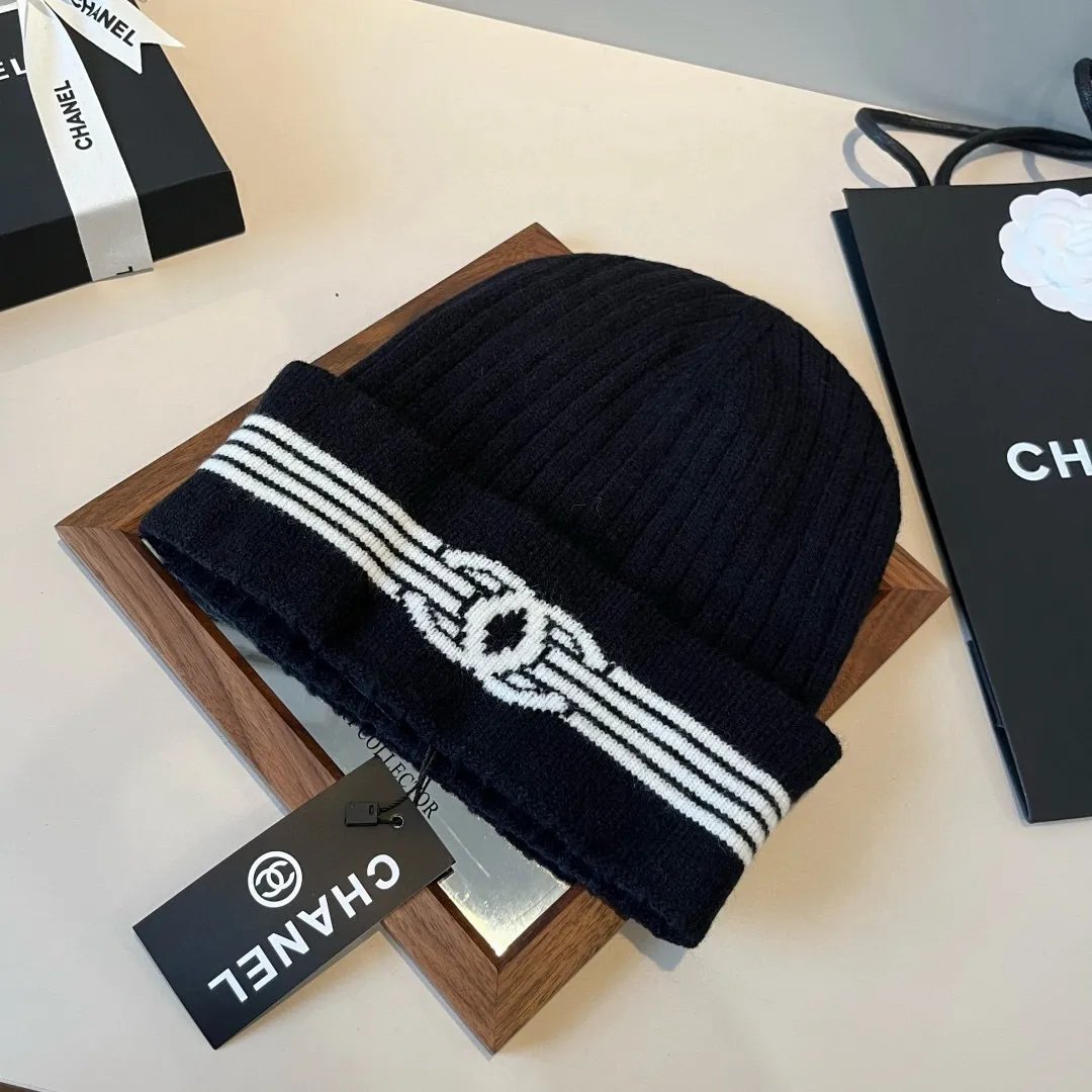 💰70¥ Chanel knitted beanie