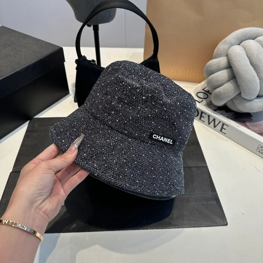 P60 Chanel large brim bucket hat, canvas hat, simple internet celebrity style, head circumference 57cm