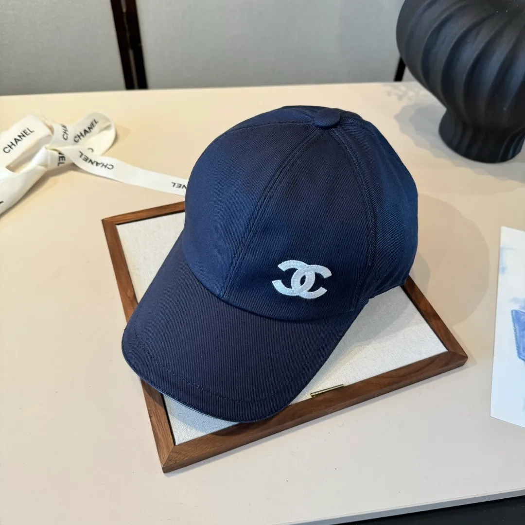 💰100¥ Chanel peaked cap, new counter model in 25 years, head circumference 57cm