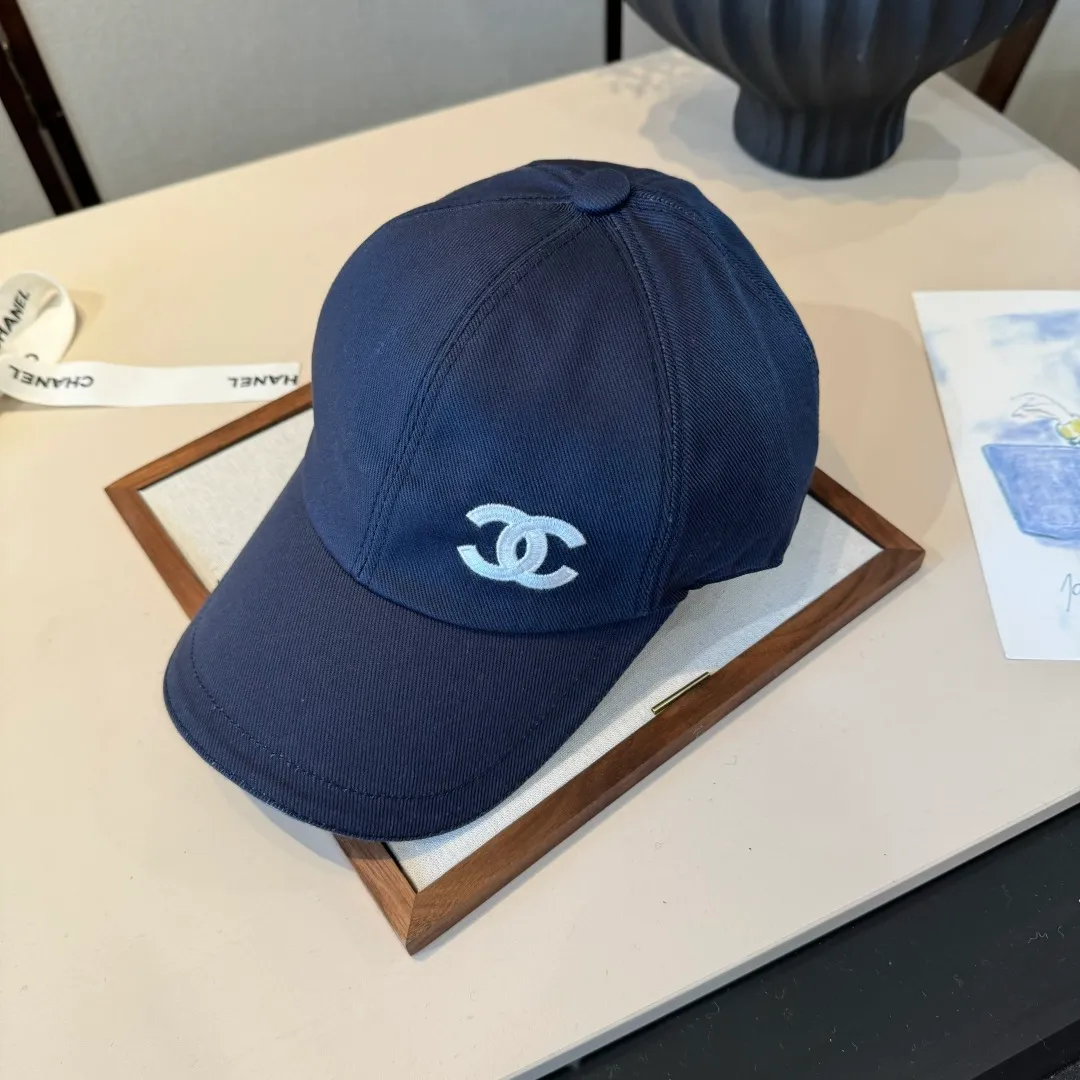 💰100¥ Chanel peaked cap, new counter model in 25 years, head circumference 57cm