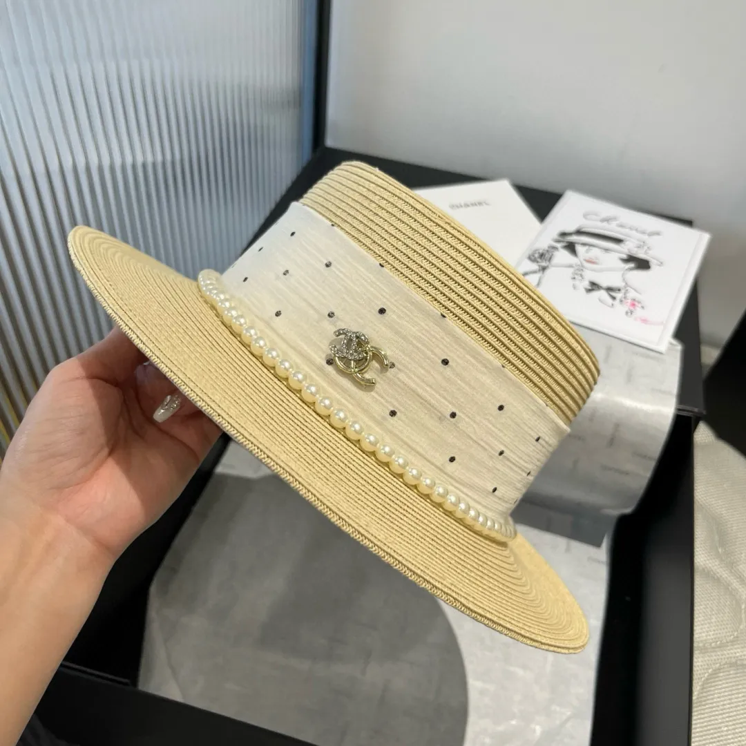 💰160¥ Chanel new flat top hat, Taiwan PP straw, head circumference 57cm