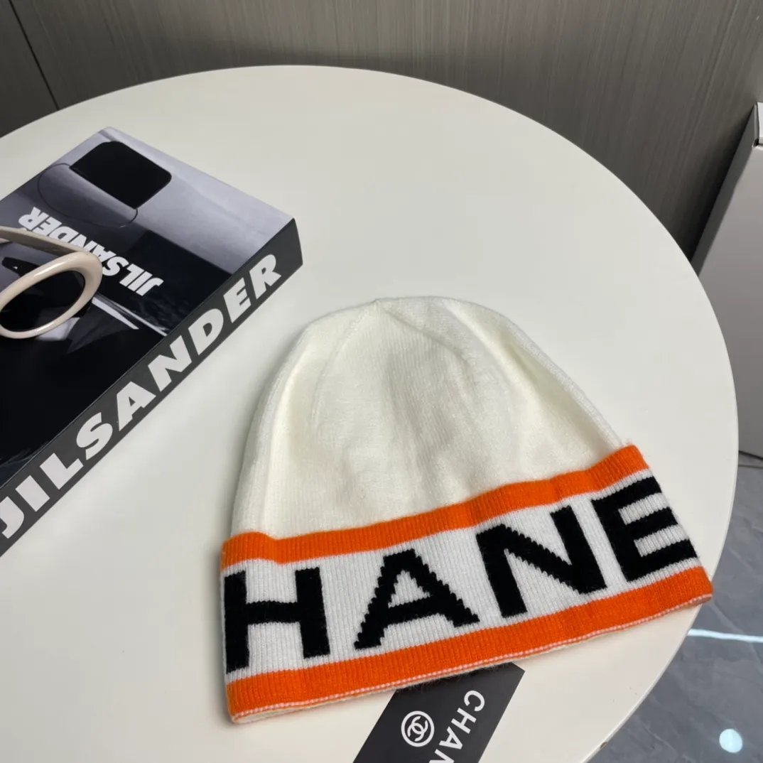 P60 comes with dust bag 🌺 [CHANEL] New wool knitted hat, Xiaohongshu, recommended by major Internet celebrities! Thicker and warmer, fashionable and popular🌸First-class texture, the best brand for keeping warm in autumn and winter, order now, limited quantity available