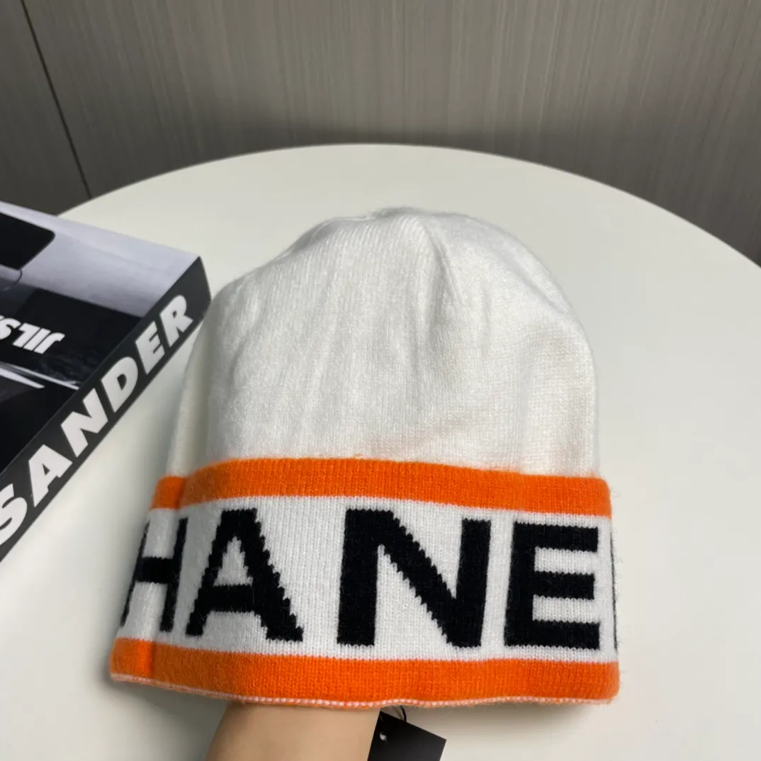 P60 comes with dust bag 🌺 [CHANEL] New wool knitted hat, Xiaohongshu, recommended by major Internet celebrities! Thicker and warmer, fashionable and popular🌸First-class texture, the best brand for keeping warm in autumn and winter, order now, limited quantity available