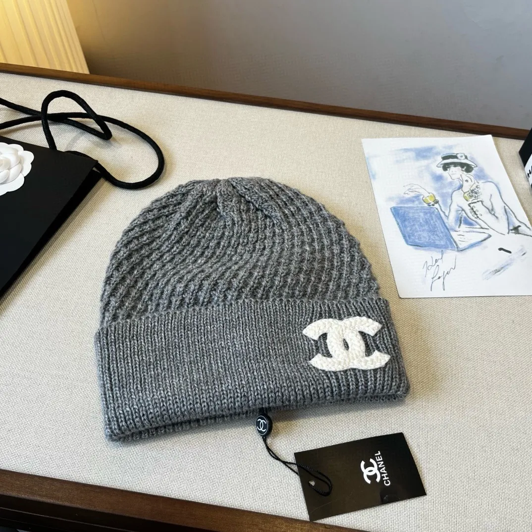 💰70¥ Chanel knitted beanie