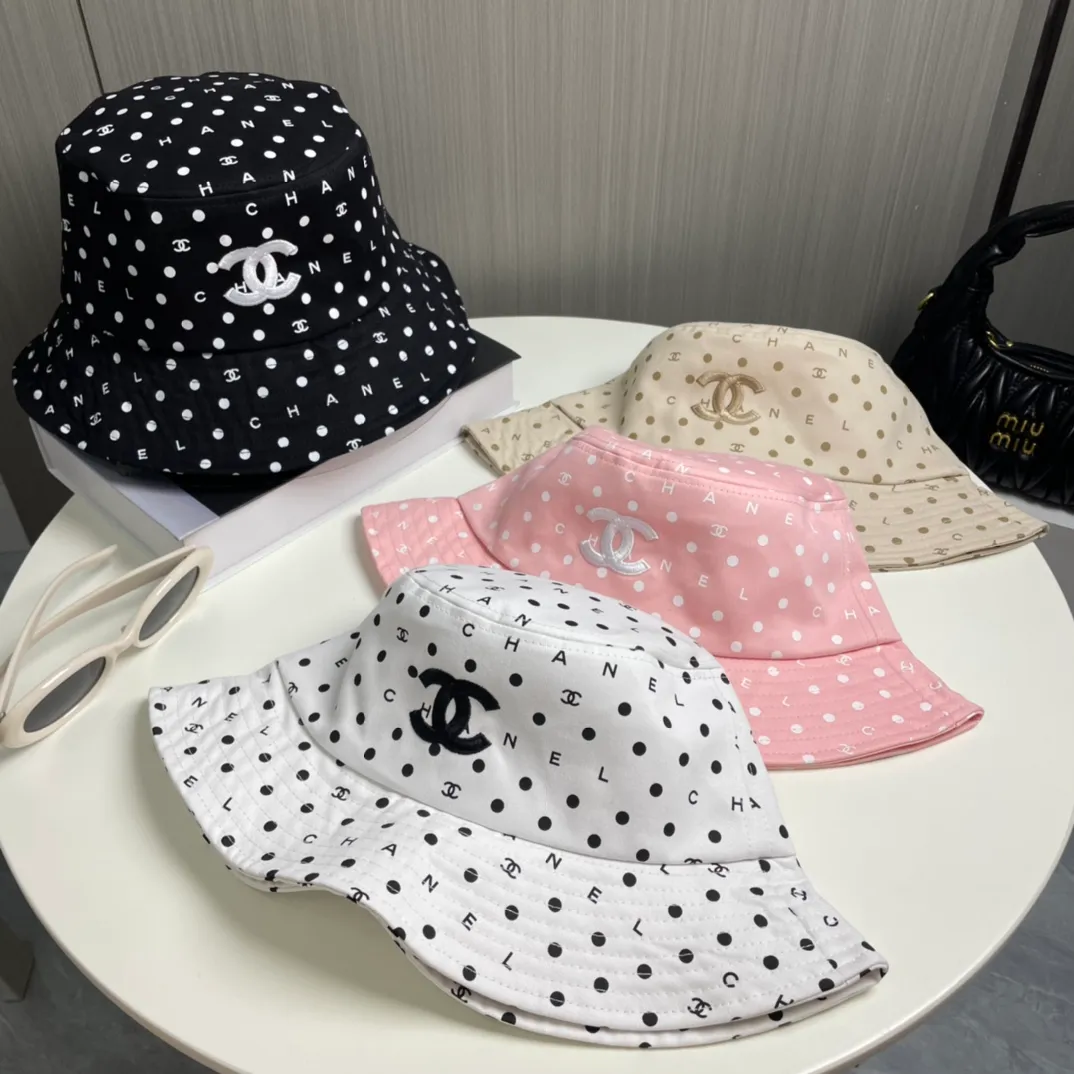 P66 CHANEL] New simple embroidered logo bucket hat 🧢New model shipped, big brand style is super easy to match, hurry up and get it