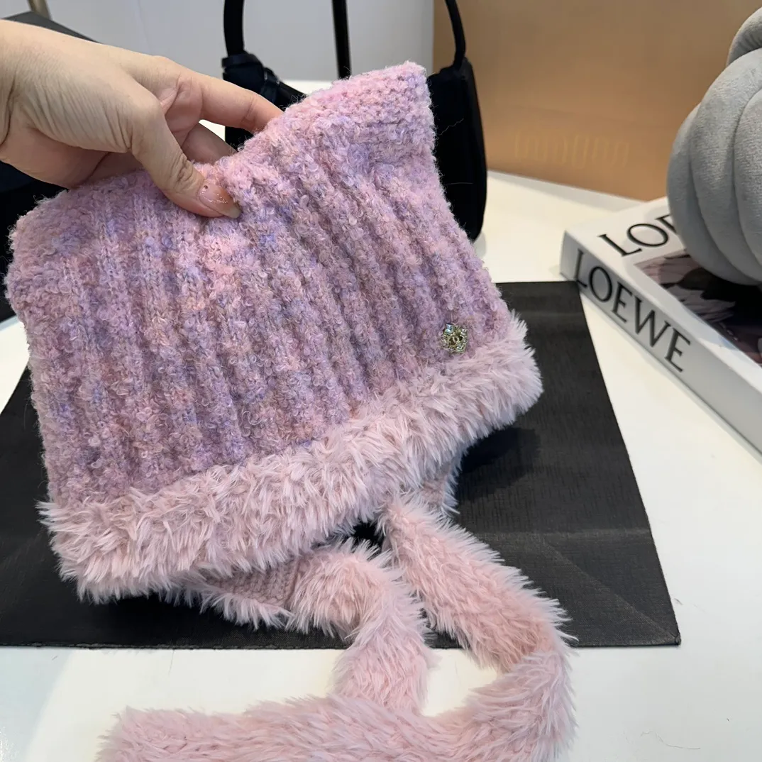 P60 CHANEL Chanel Cat Ears Wool Hat Women's Autumn and Winter Warm Ear Protection Knitted Hat Japanese Cute Pullover Hat 2024 New Cold Hat