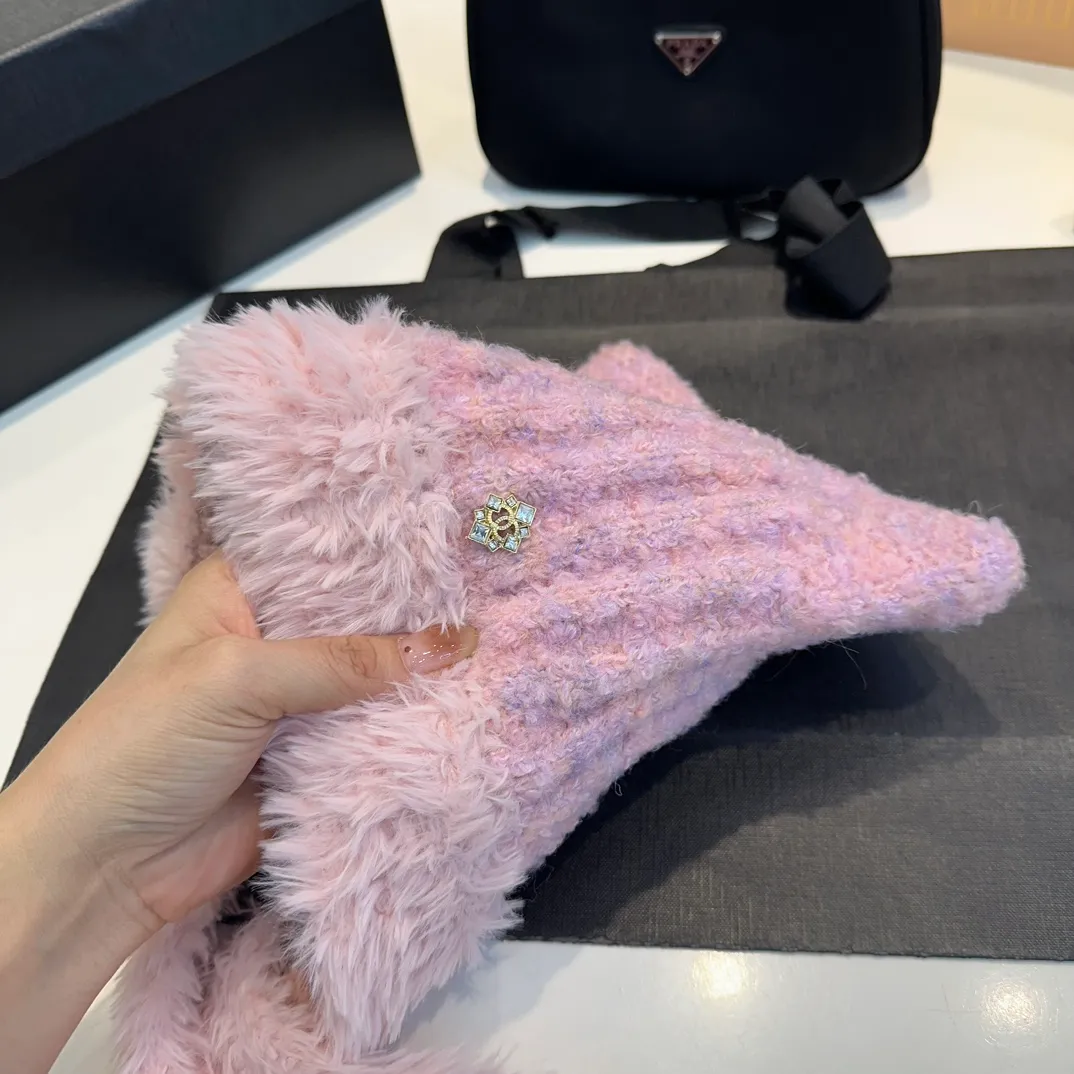 P60 CHANEL Chanel Cat Ears Wool Hat Women's Autumn and Winter Warm Ear Protection Knitted Hat Japanese Cute Pullover Hat 2024 New Cold Hat