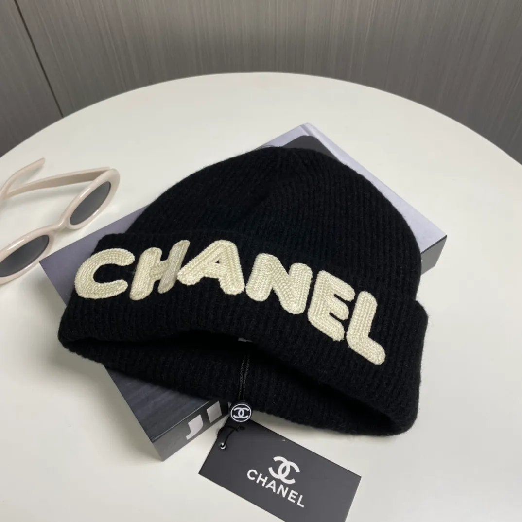 P66 comes with dust bag 🌺 [CHANEL] New wool knitted hat, Xiaohongshu, recommended by major Internet celebrities! Thicker and warmer, fashionable and popular🌸First-class texture, the best brand for keeping warm in autumn and winter, order now, limited quantity available