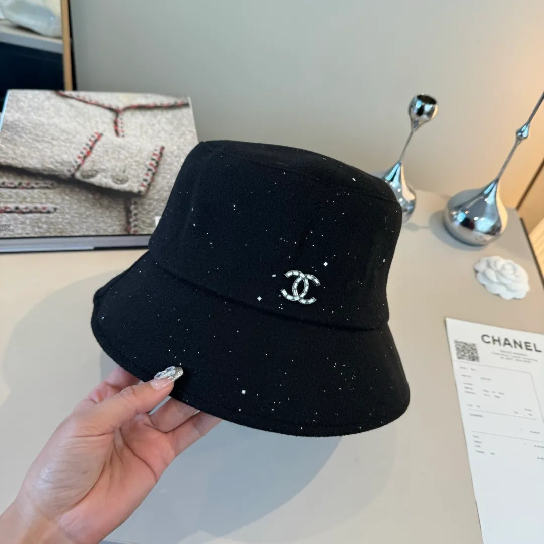 💰100¥ Chanel new bucket hat, head circumference 57cm