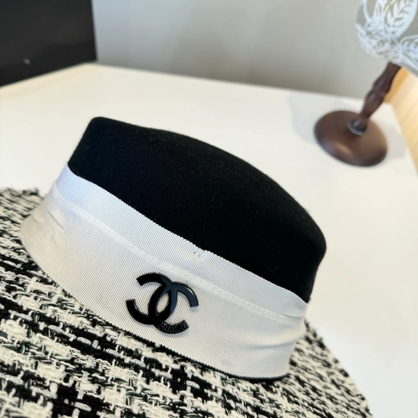 💰190¥ Chanel Chanel classic lady style flat top hat, head circumference 57cm
