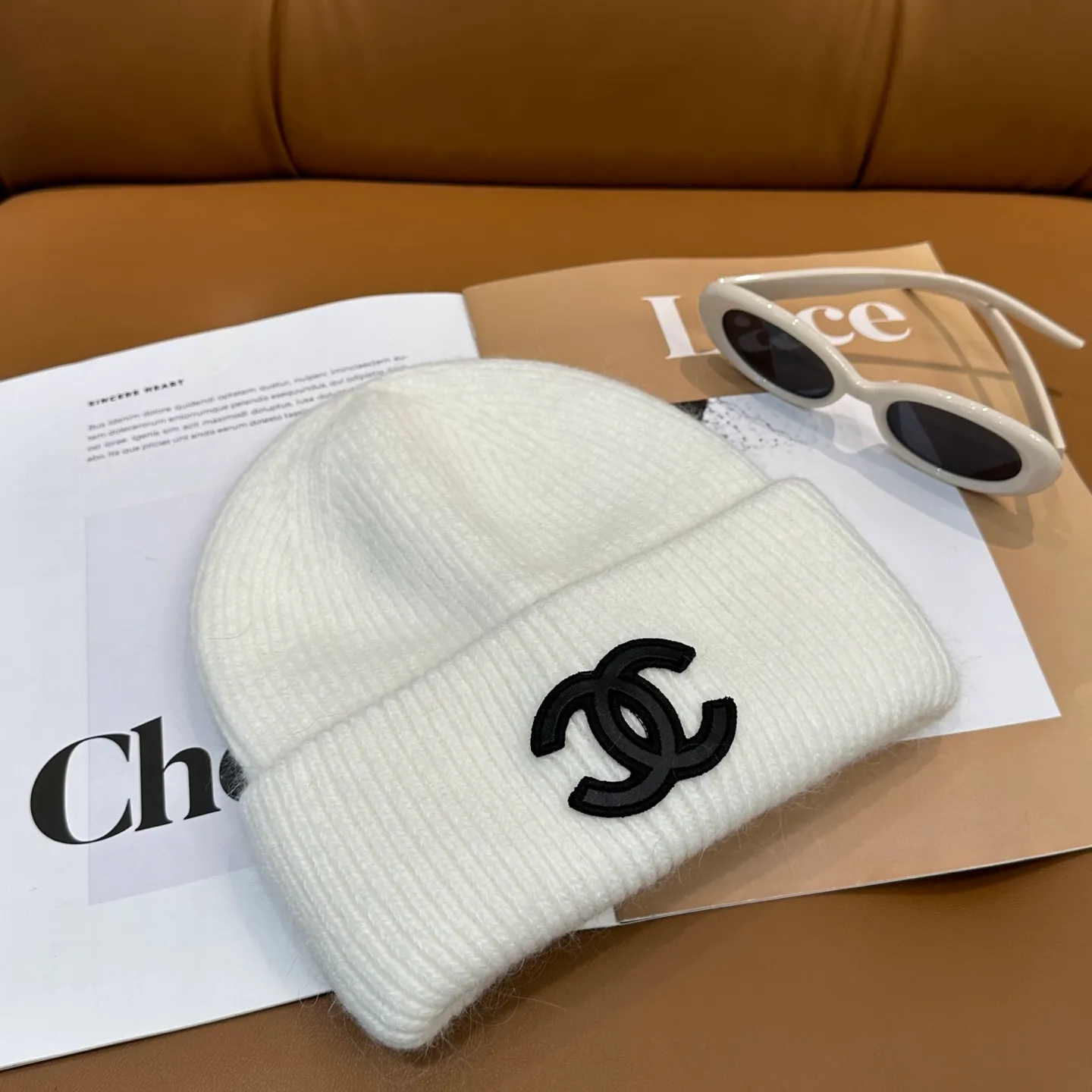 P60 CHANEL small and popular knitted hat! Xiaohongshu’s new product is released, it’s so 🉑️, high-elastic fabric, classic colors, same style for men and women.