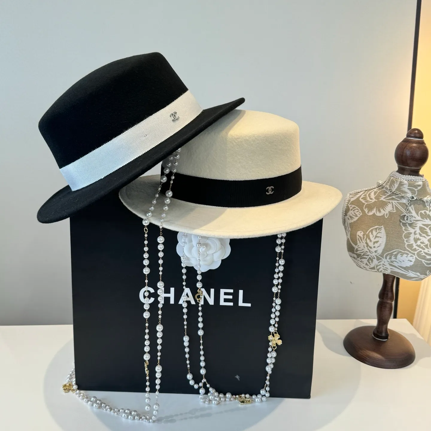 💰200¥ Chanel new wool top hat official model, flat top hat, 100% wool fabric 🦙%, head circumference 57cm