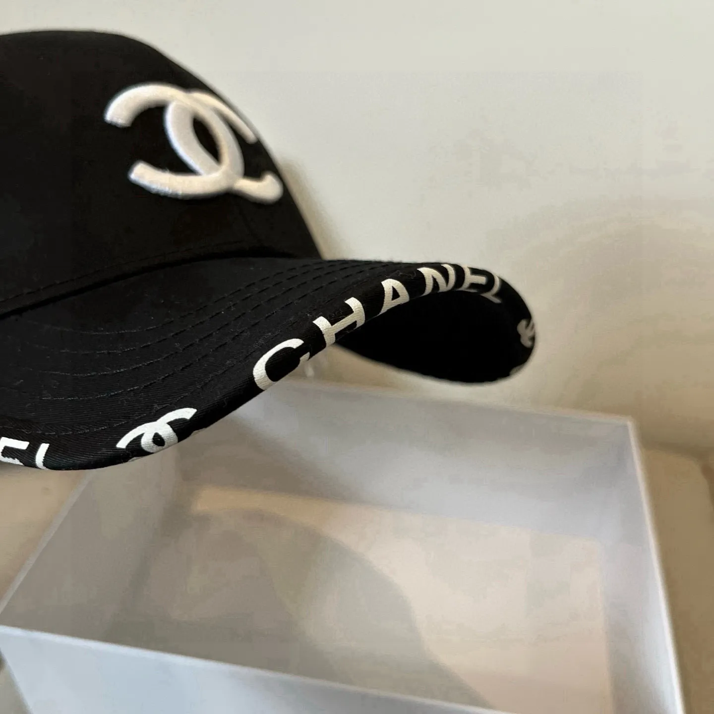P60 CHANEL new baseball cap, Xiaoxiang classic and simple, fashionable and casual design, popular new product