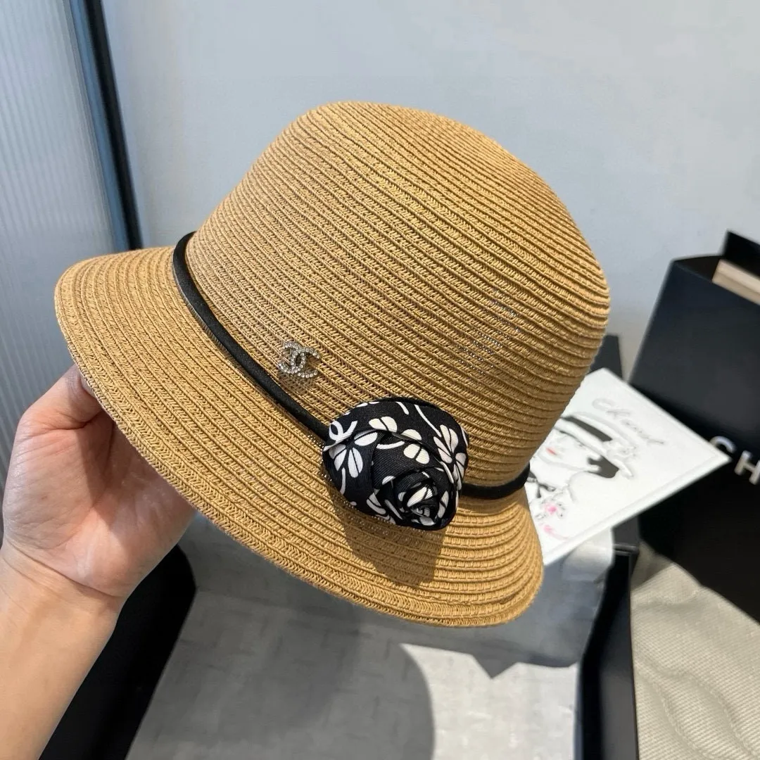💰140¥ Chanel new top hat, original small basin hat, straw hat, head circumference 57cm