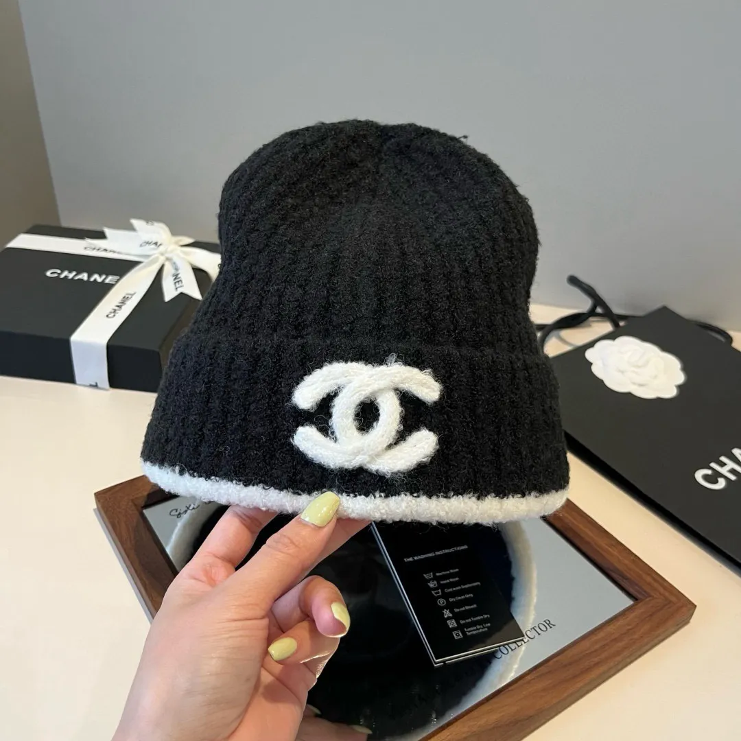 💰70¥ Chanel knitted beanie