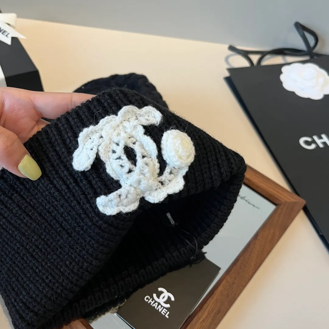 💰70¥ Chanel knitted beanie