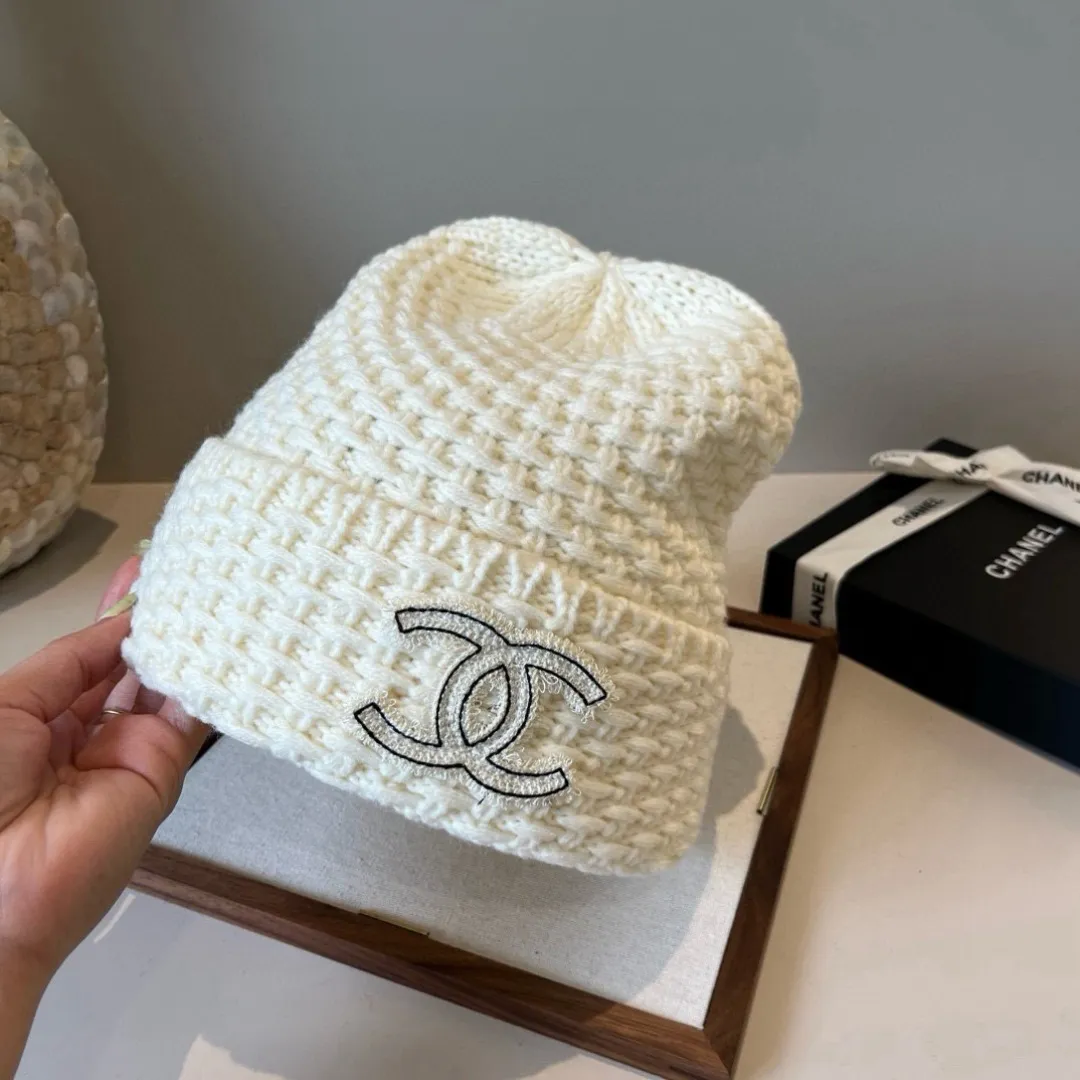 💰70¥ Chanel knitted beanie
