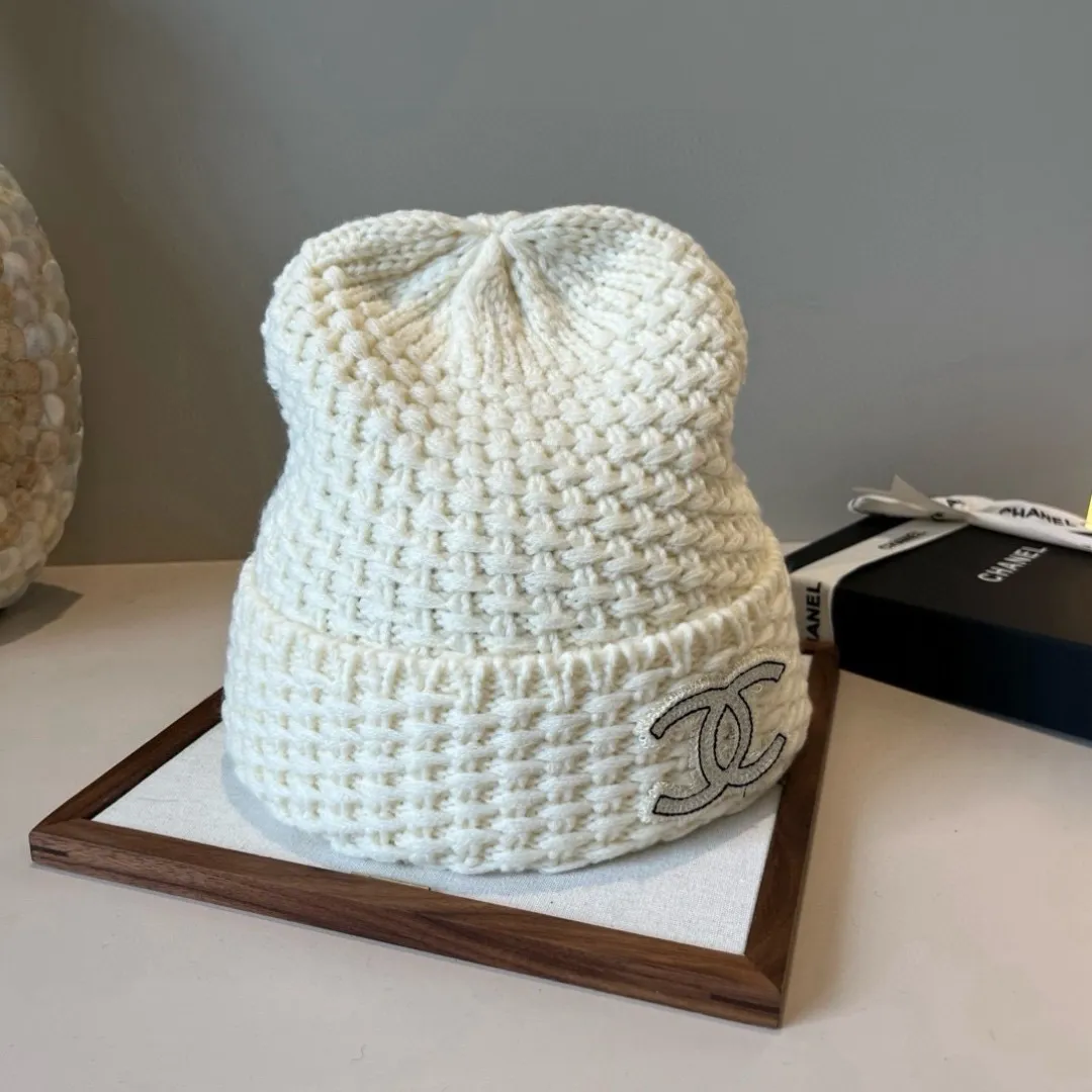 💰70¥ Chanel knitted beanie