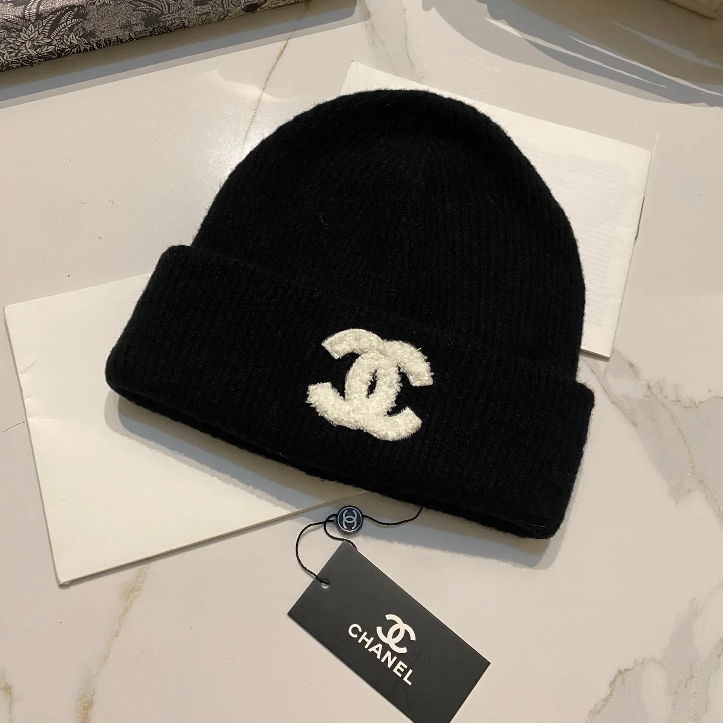 Chanel Chanel fine cashmere knitted hat