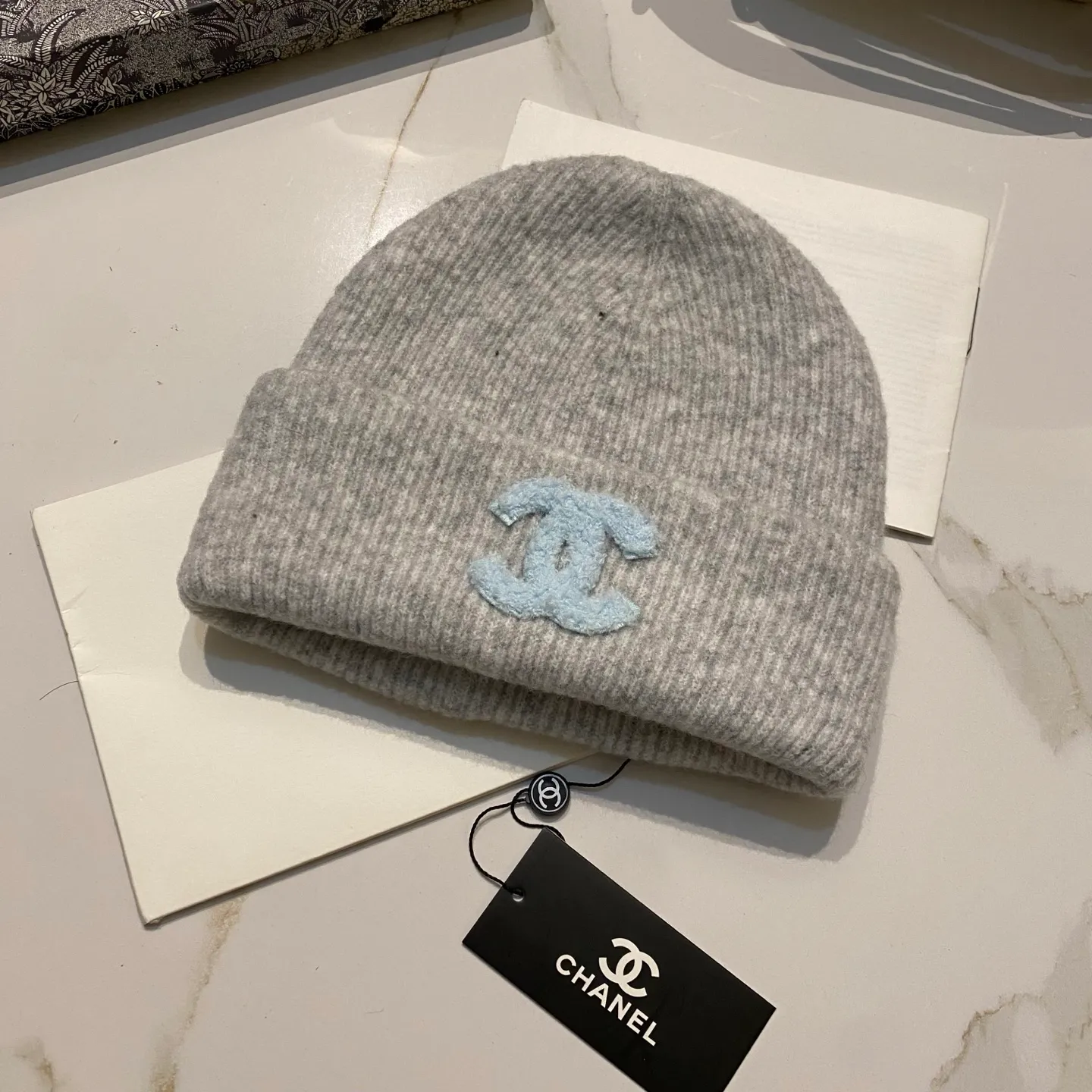 Chanel Chanel fine cashmere knitted hat
