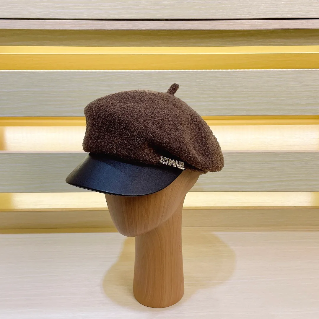 P70🔥 Chanel's new autumn and winter custom-made military cap, contrasting color fabric, niche yet high-end! The latest style of Xiaoxiangfeng, a must-have for celebrities