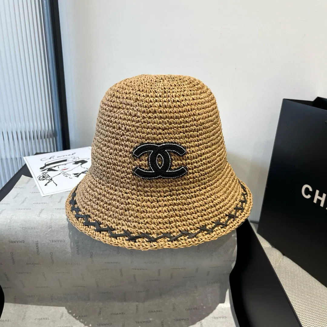 💰100¥ Chanel new straw hat, hand-crocheted straw hat, foldable, easy to carry, head circumference 57cm