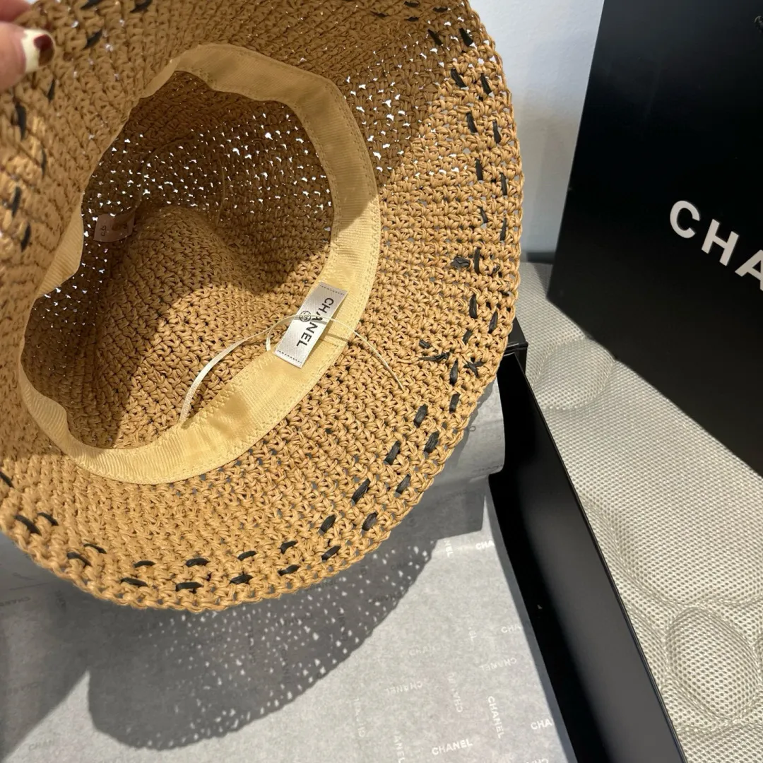 💰100¥ Chanel new straw hat, hand-crocheted straw hat, foldable, easy to carry, head circumference 57cm
