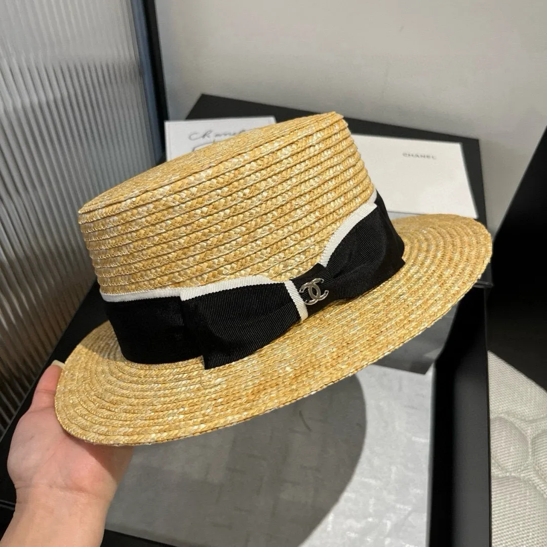 💰170¥ Chanel official flat top hat, made of straw, head circumference 57cm
