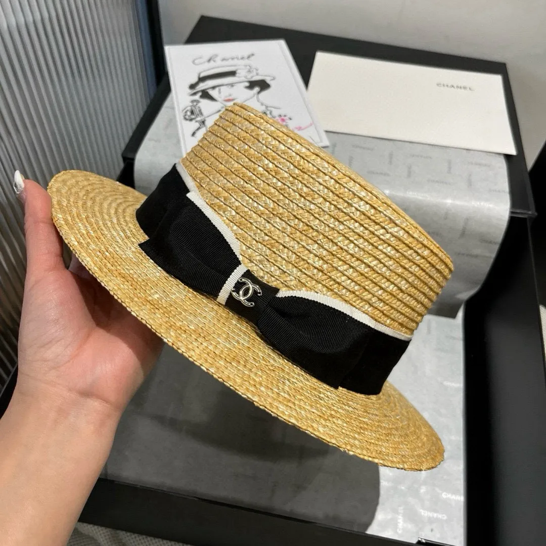💰170¥ Chanel official flat top hat, made of straw, head circumference 57cm