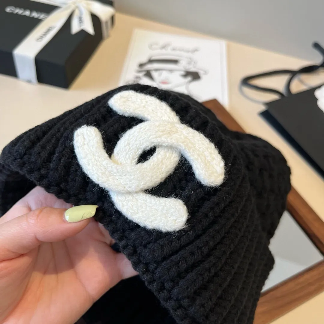 💰70¥ Chanel knitted beanie