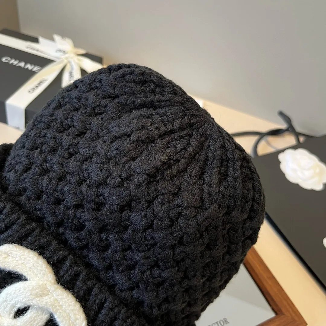 💰70¥ Chanel knitted beanie