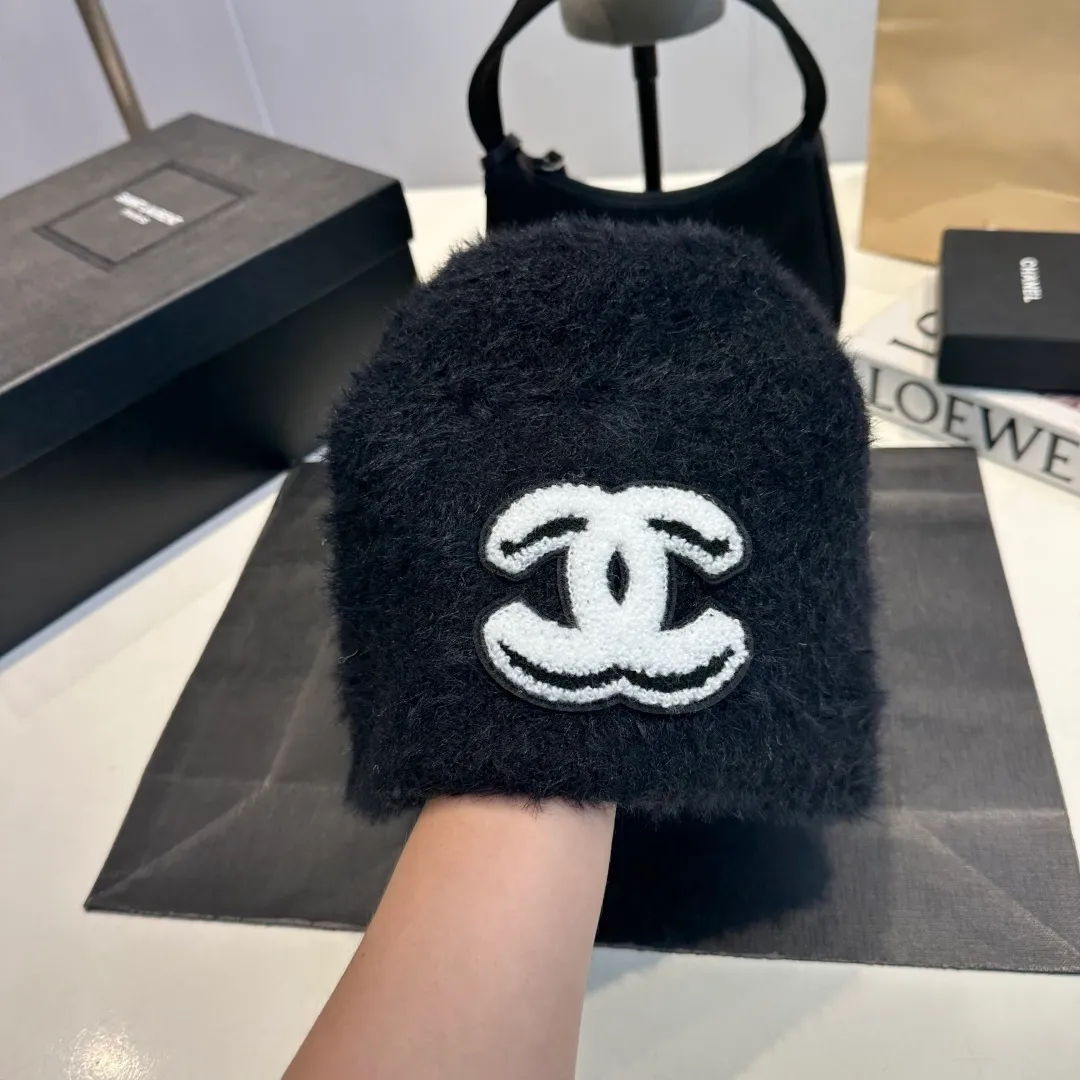 P60 Chanel Chanel 25 autumn and winter new knitted cold hat woven pattern wool knitted beanie