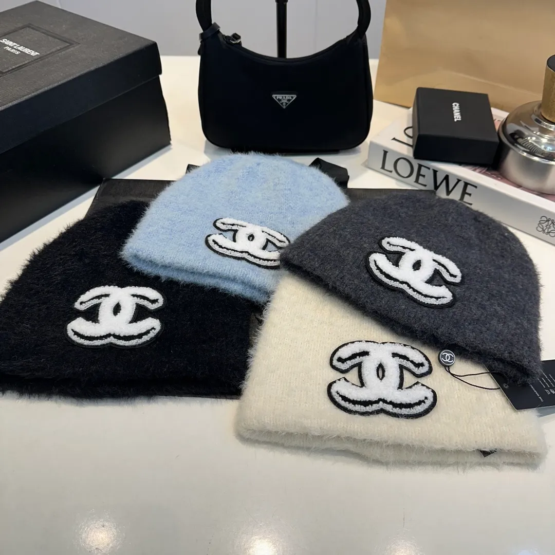 P60 Chanel Chanel 25 autumn and winter new knitted cold hat woven pattern wool knitted beanie