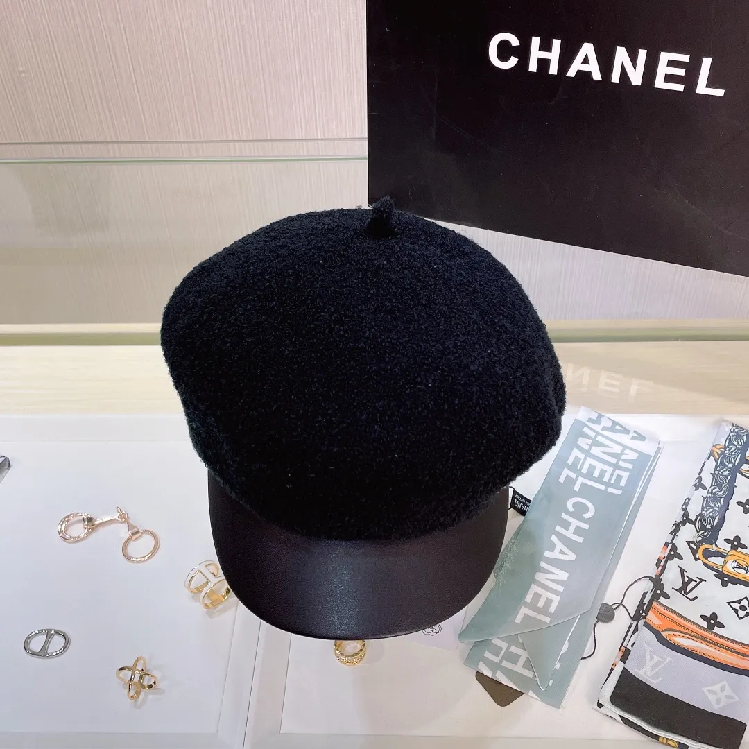 P70🔥 Chanel's new autumn and winter custom-made military cap, contrasting color fabric, niche yet high-end! The latest style of Xiaoxiangfeng, a must-have for celebrities
