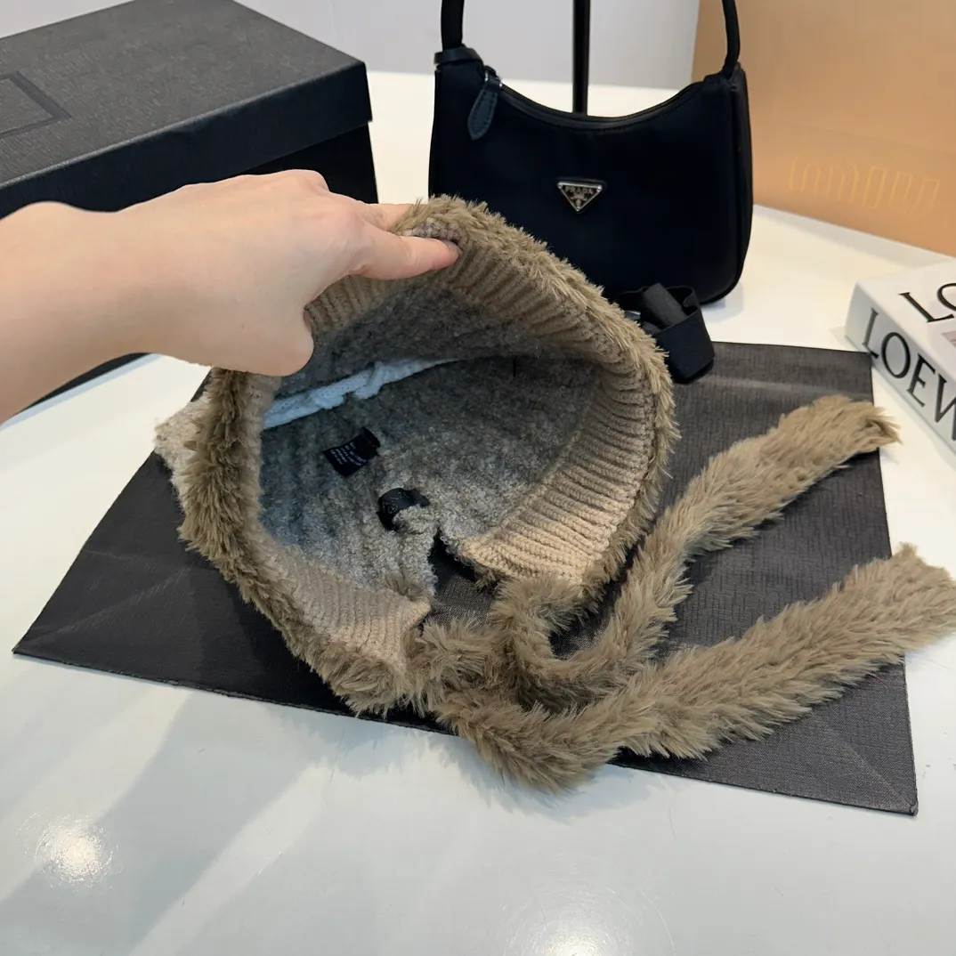 P60 CHANEL Chanel Cat Ears Wool Hat Women's Autumn and Winter Warm Ear Protection Knitted Hat Japanese Cute Pullover Hat 2024 New Cold Hat