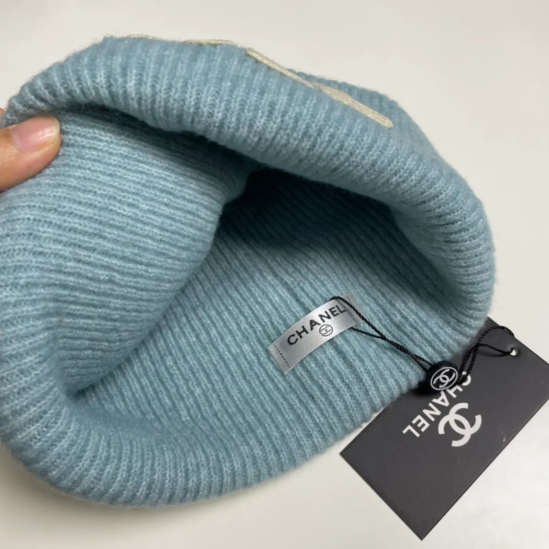 P66 comes with dust bag 🌺 [CHANEL] New wool knitted hat, Xiaohongshu, recommended by major Internet celebrities! Thicker and warmer, fashionable and popular🌸First-class texture, the best brand for keeping warm in autumn and winter, order now, limited quantity available