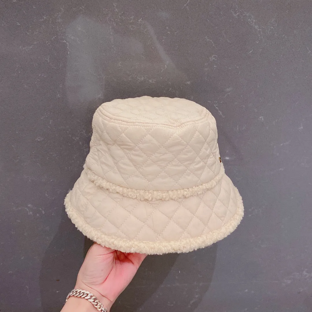 Running amount 70¥ Chanel Chanel 2022 new autumn and winter fisherman hat, rhombus top hat, essential for wearing and keeping warm, head circumference 57cm