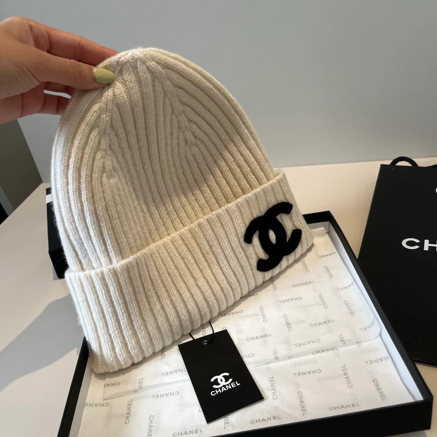 💰70¥ Chanel knitted beanie