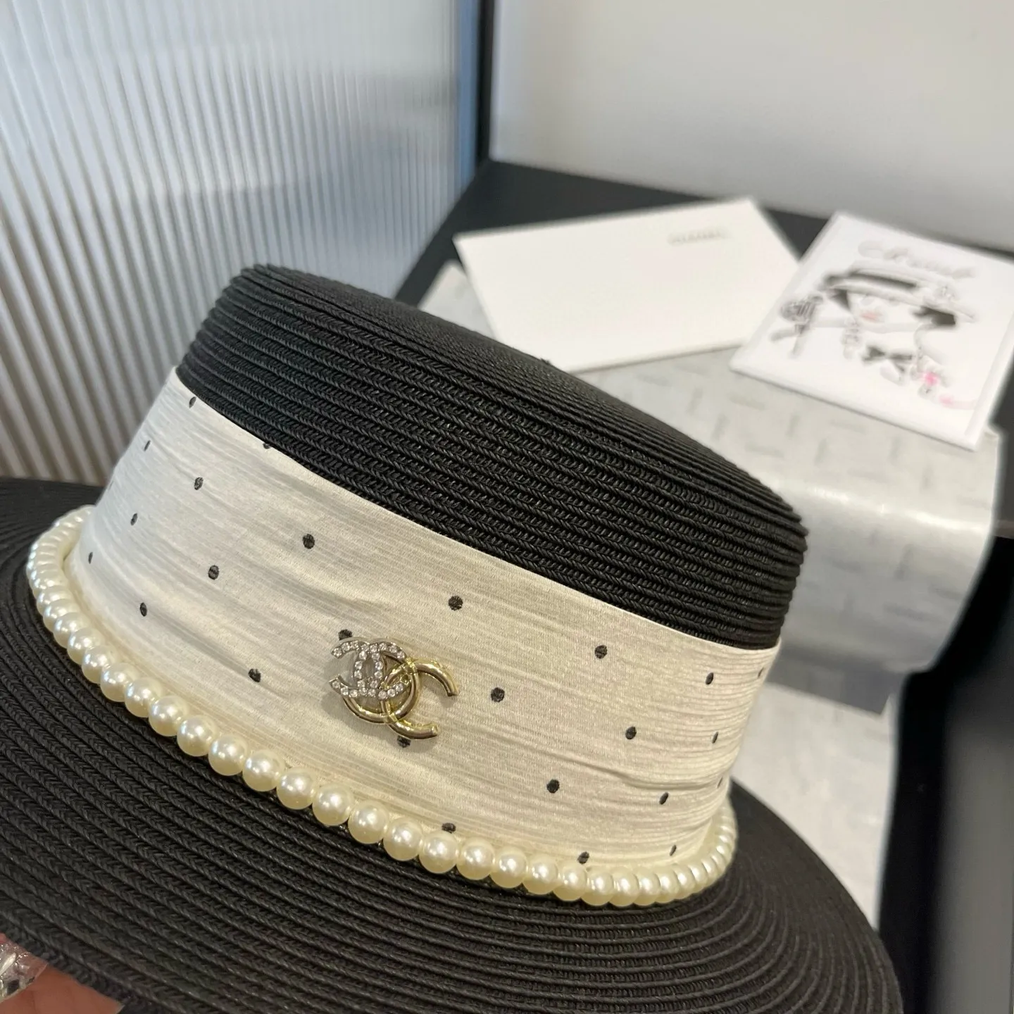 💰160¥ Chanel new flat top hat, Taiwan PP straw, head circumference 57cm