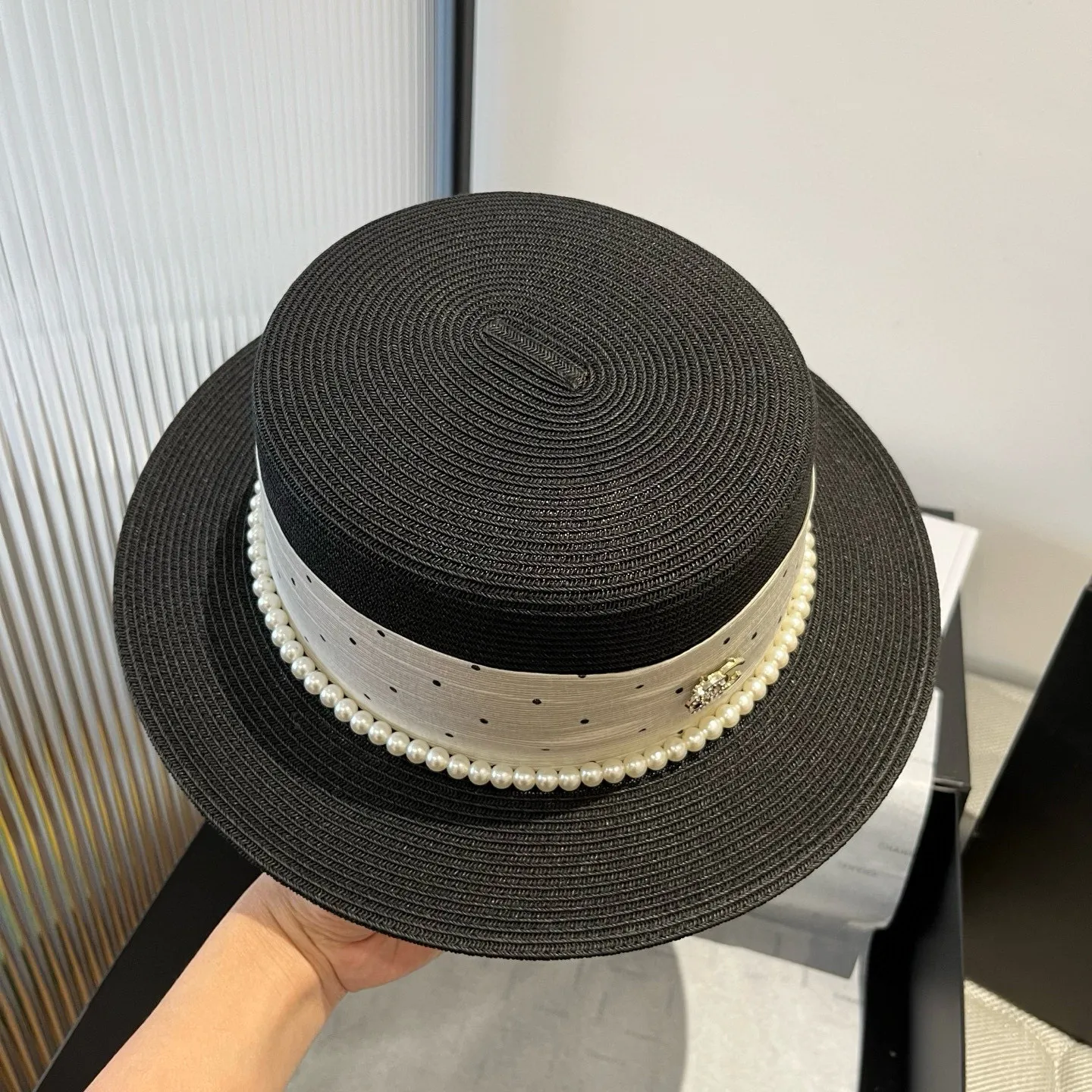 💰160¥ Chanel new flat top hat, Taiwan PP straw, head circumference 57cm