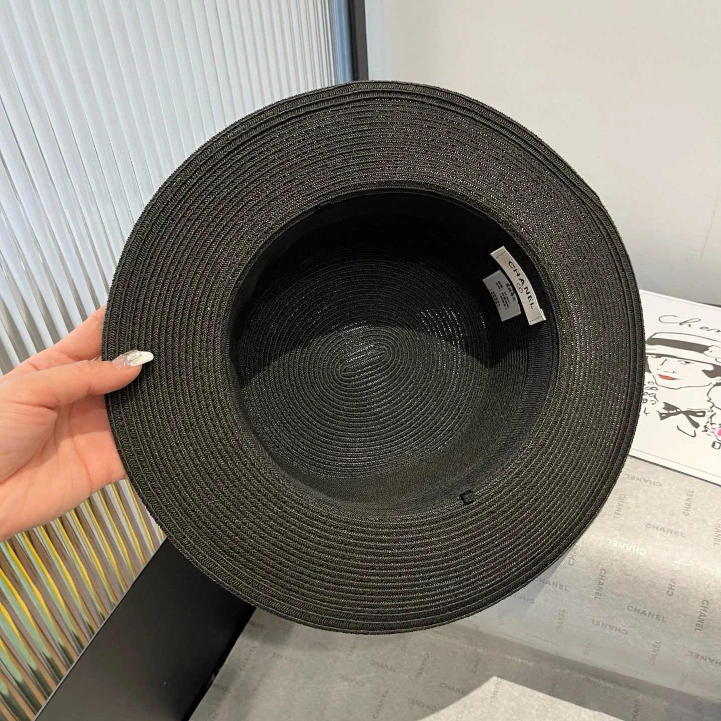 💰160¥ Chanel new flat top hat, Taiwan PP straw, head circumference 57cm
