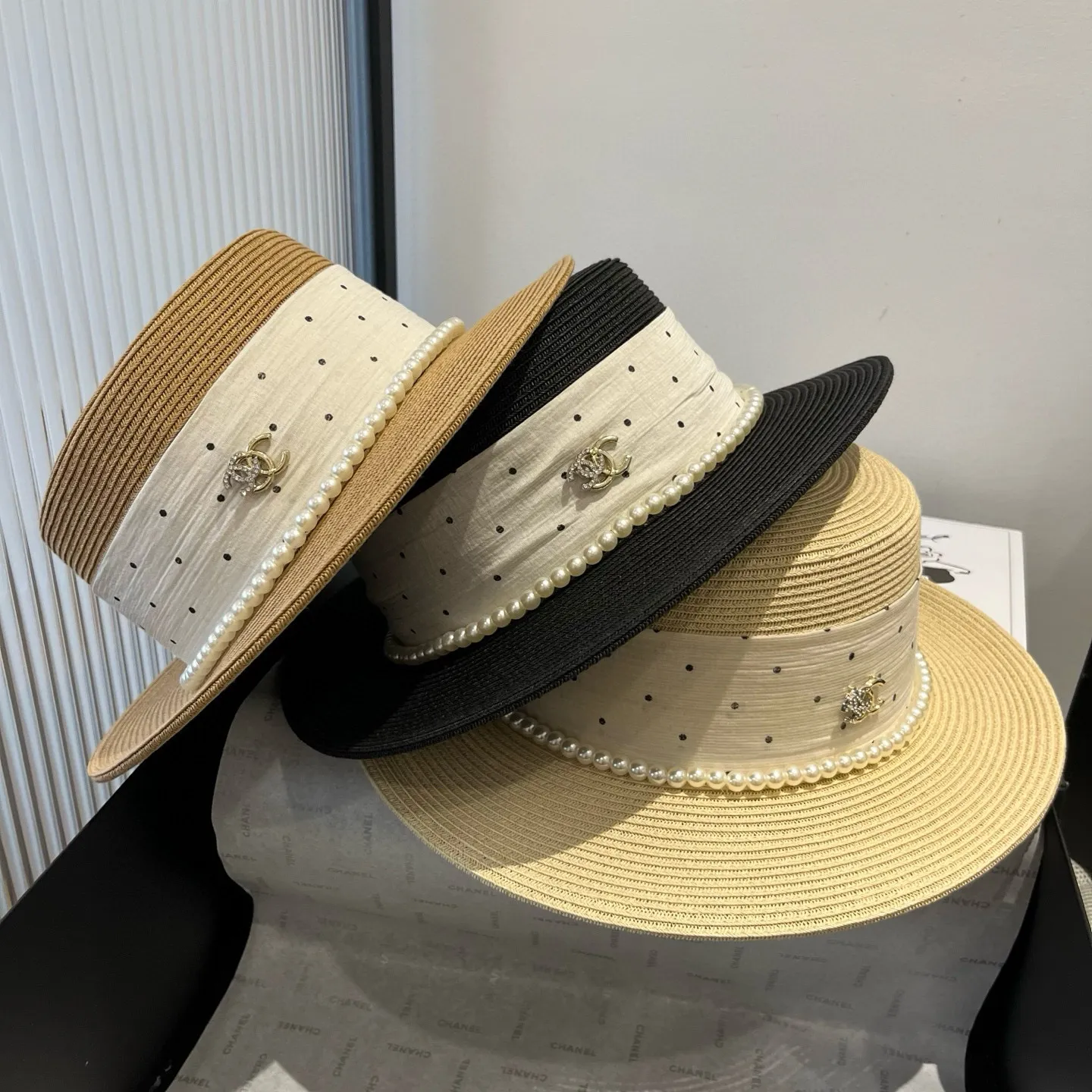 💰160¥ Chanel new flat top hat, Taiwan PP straw, head circumference 57cm