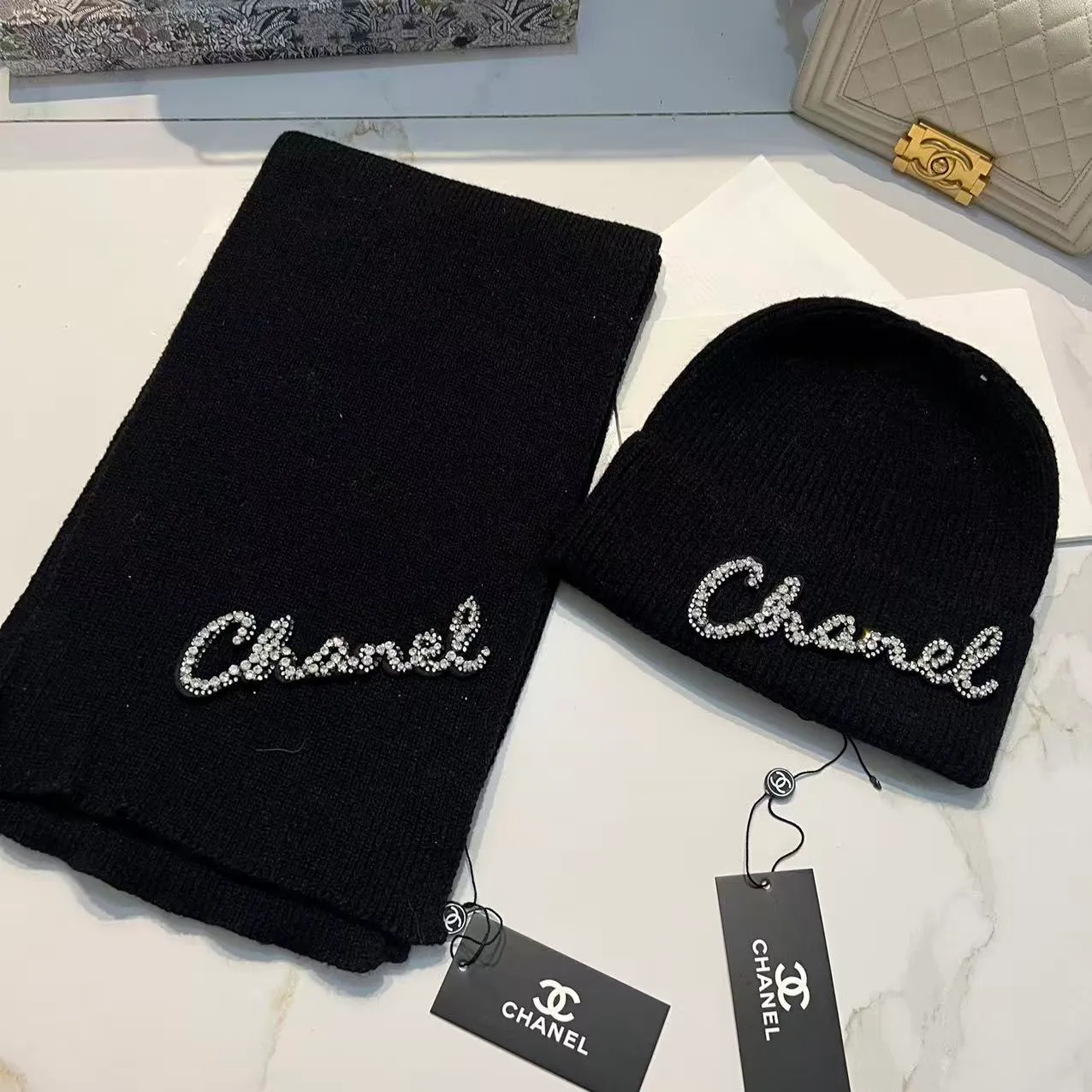 Chanel cashmere knitted hat + scarf