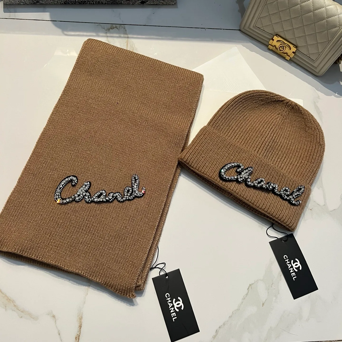Chanel cashmere knitted hat + scarf