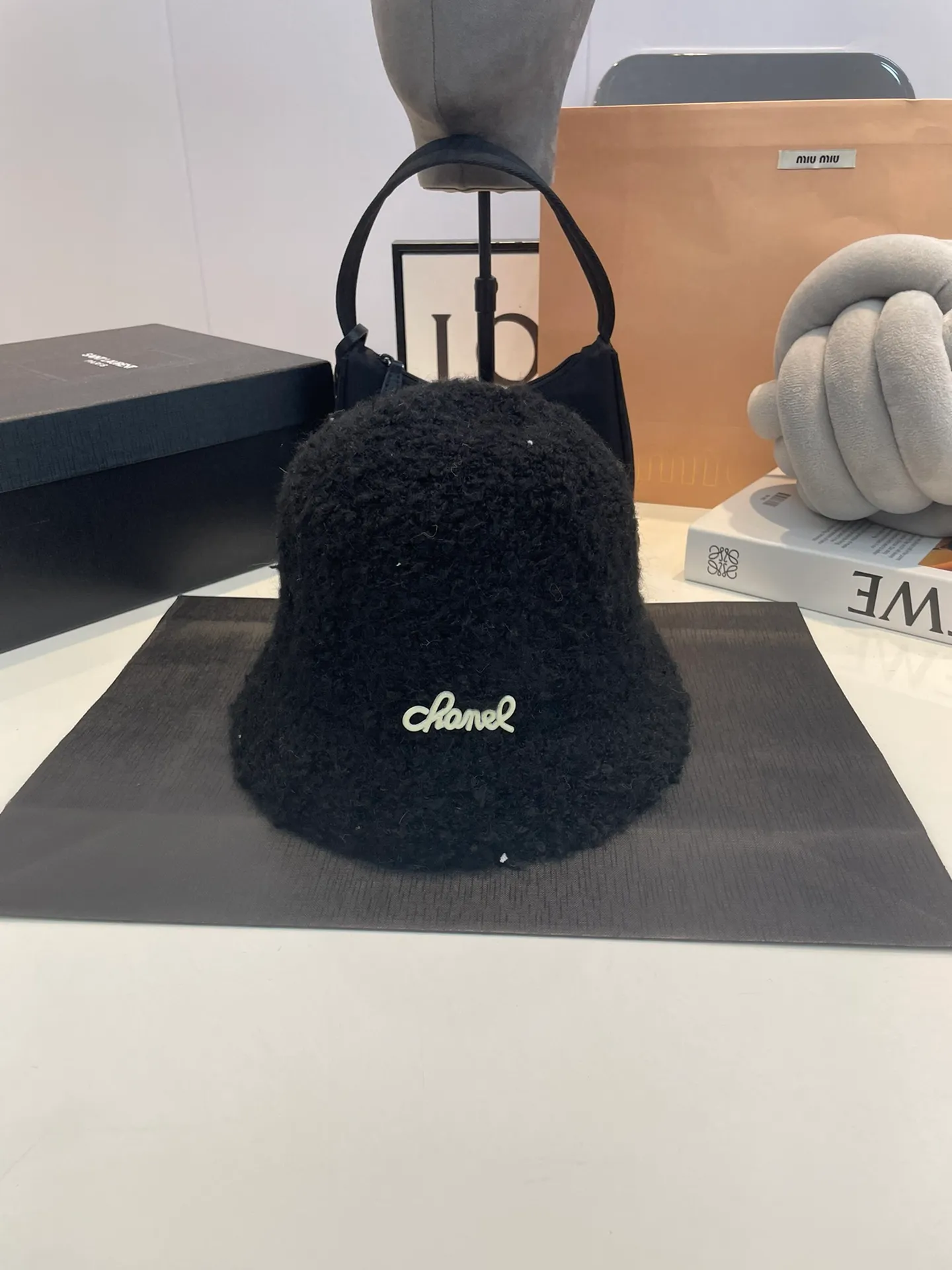 P60 Chanel Chanel new autumn and winter knitted clutch hat, fisherman hat, ladylike style