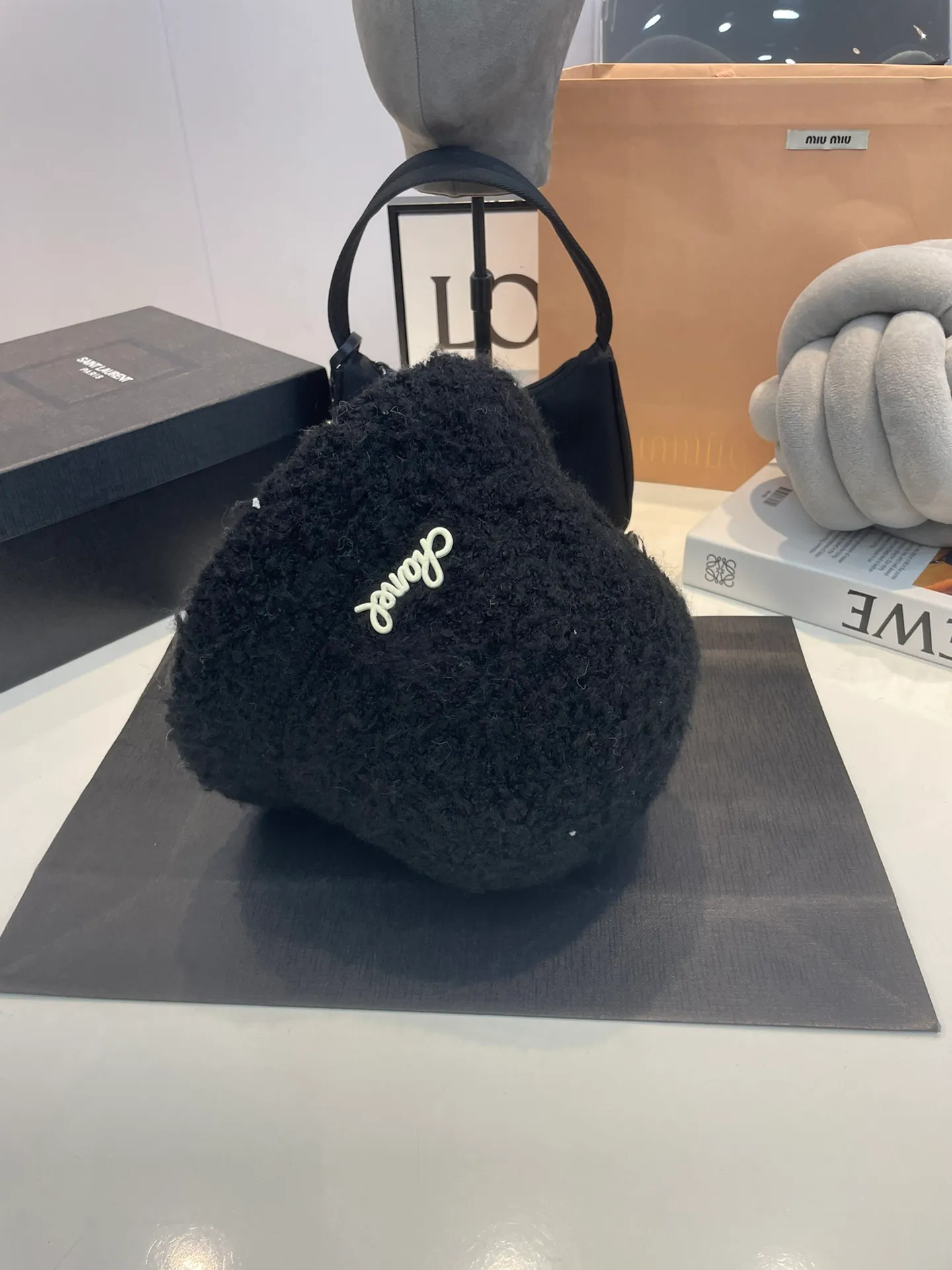 P60 Chanel Chanel new autumn and winter knitted clutch hat, fisherman hat, ladylike style